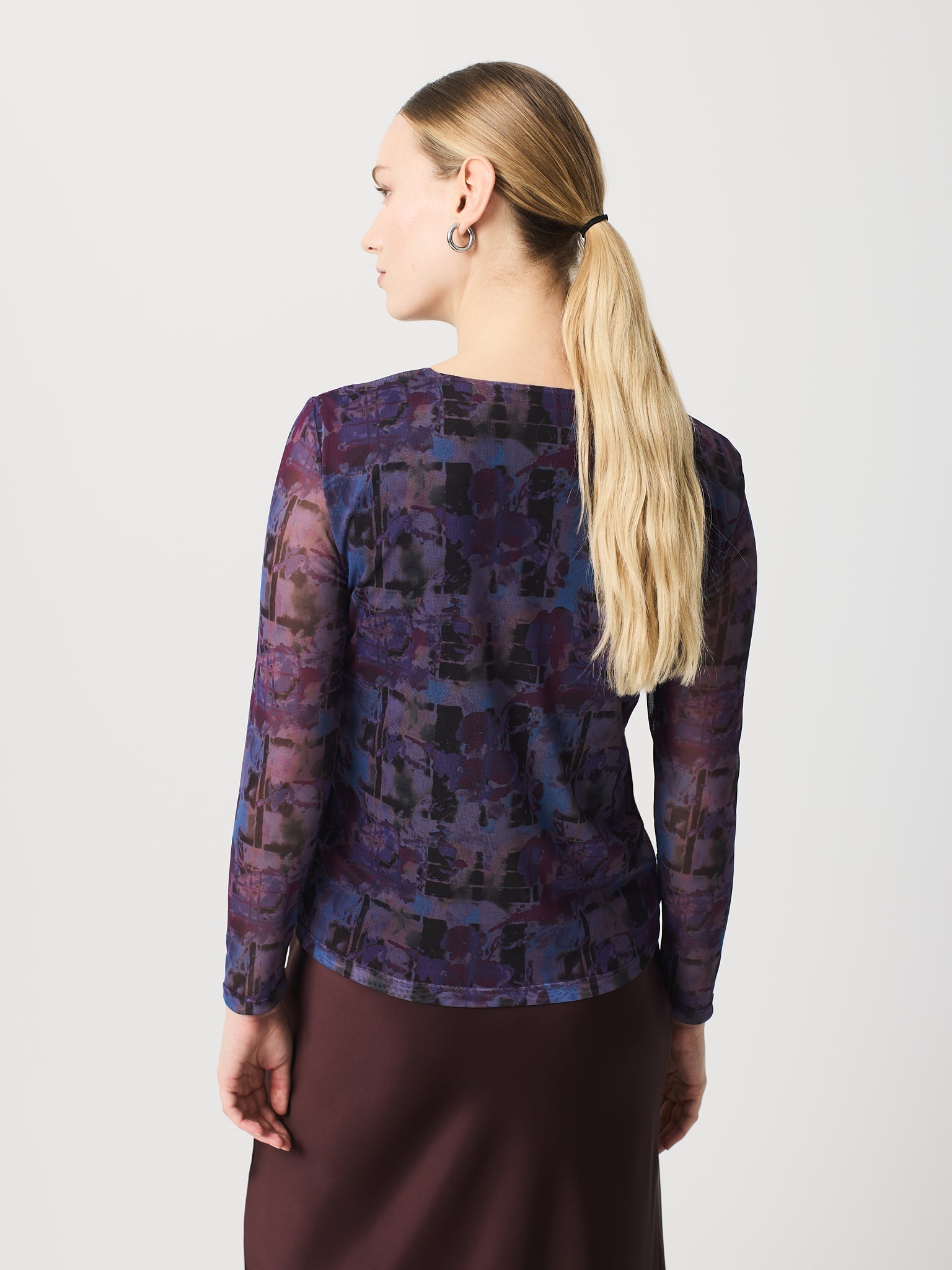 Samarreta estampat floral coll rodó