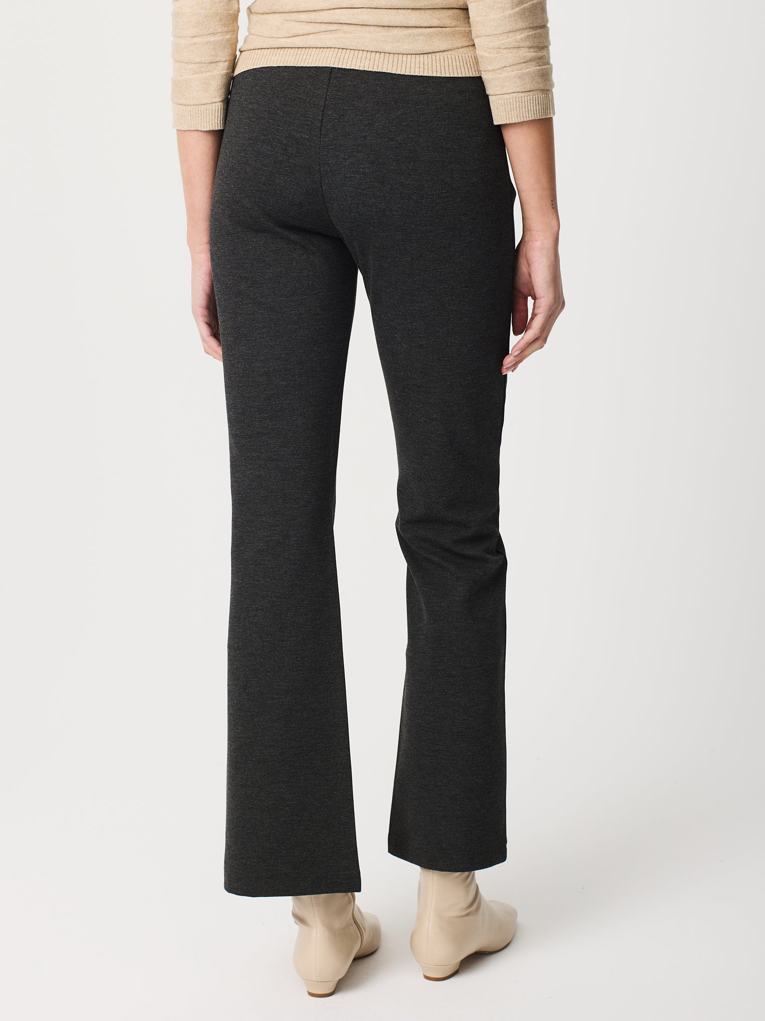 Pantalons de punt amb nervi