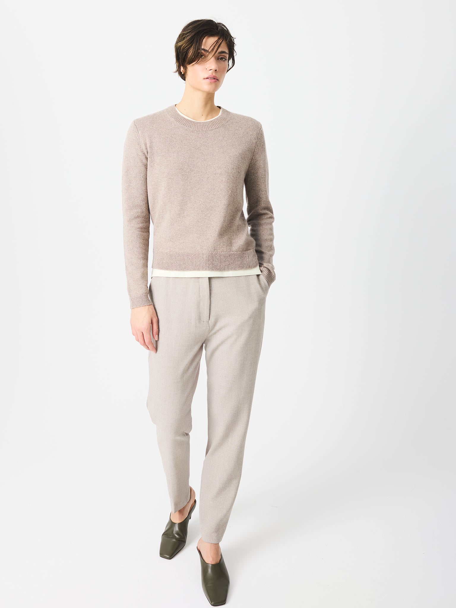 Pantalons de vestir amb butxaques i cintura