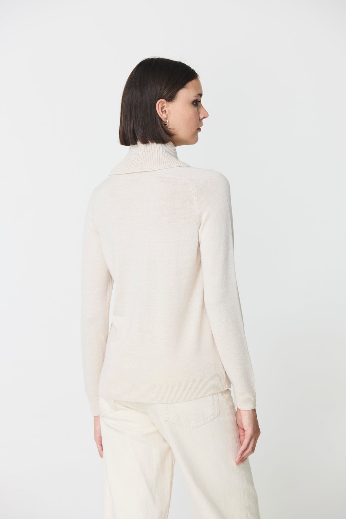 Cowl neck jumper