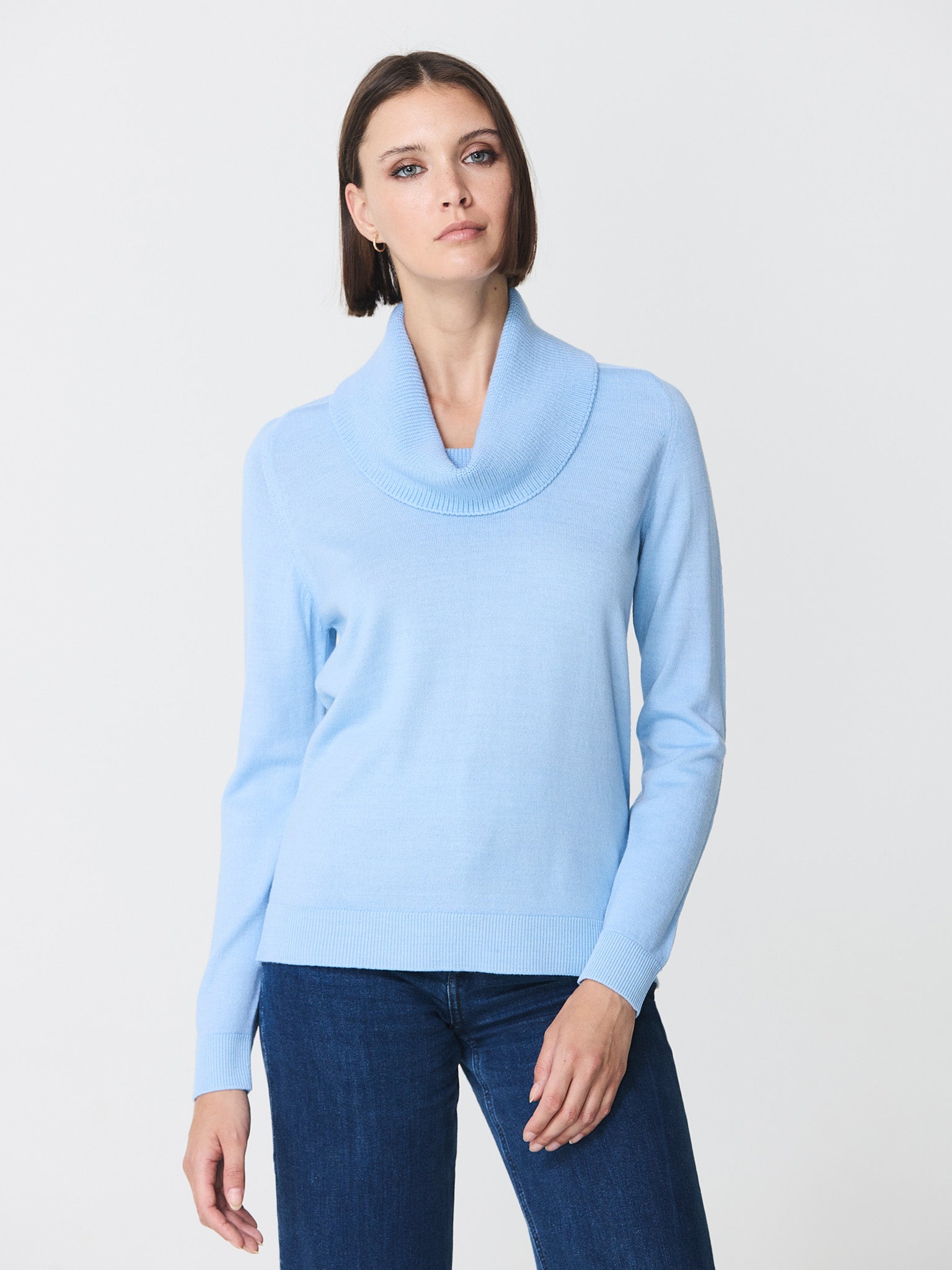 Cowl neck jumper