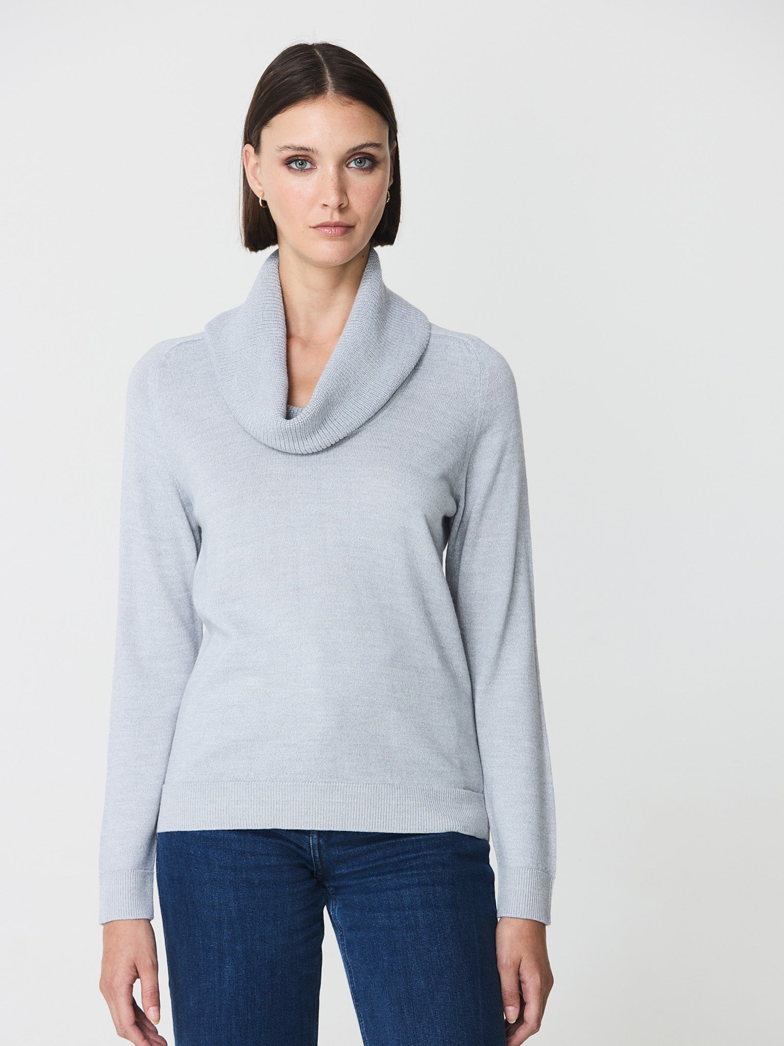 Cowl neck jumper