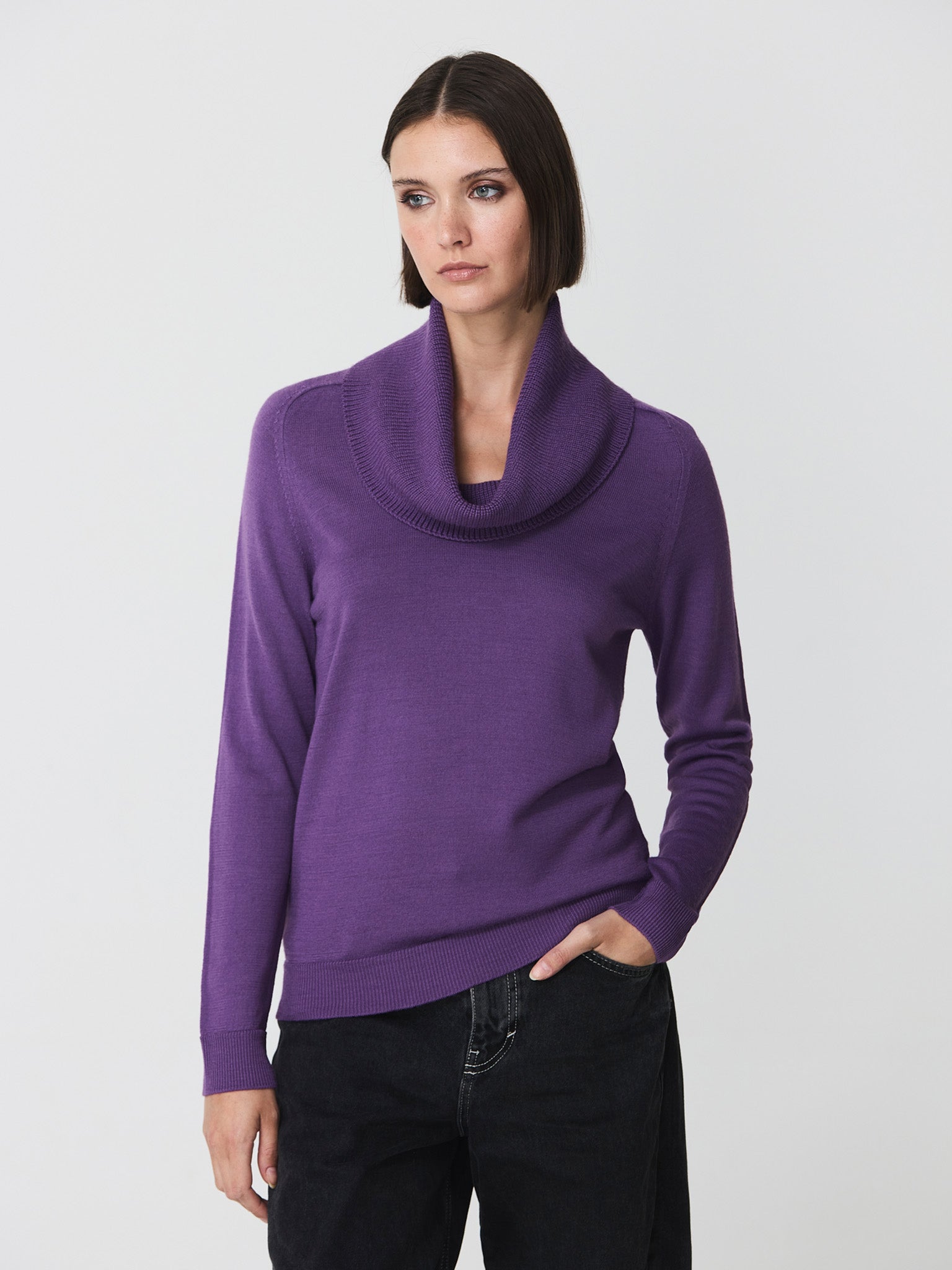 Cowl neck jumper