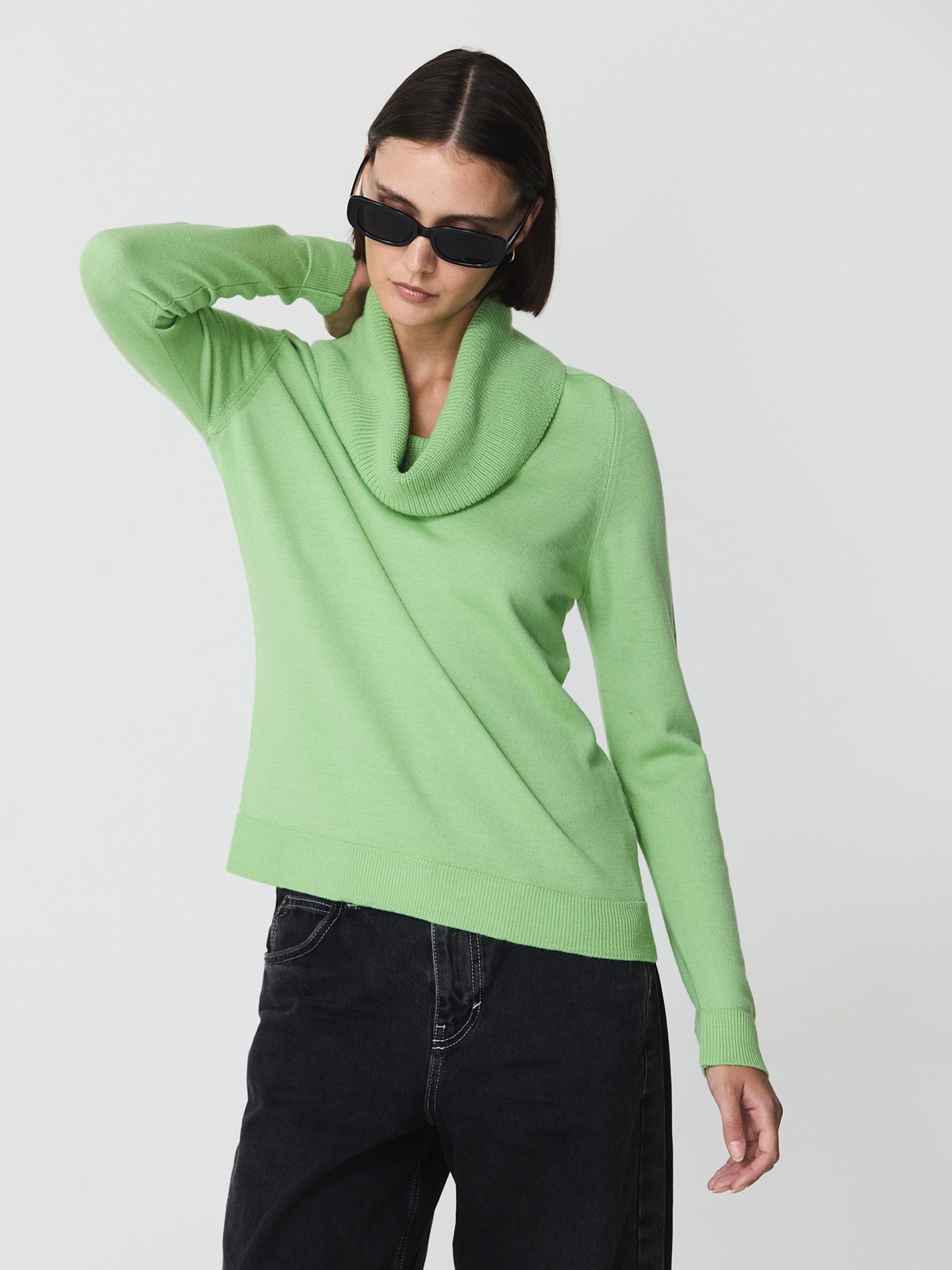 Cowl neck jumper