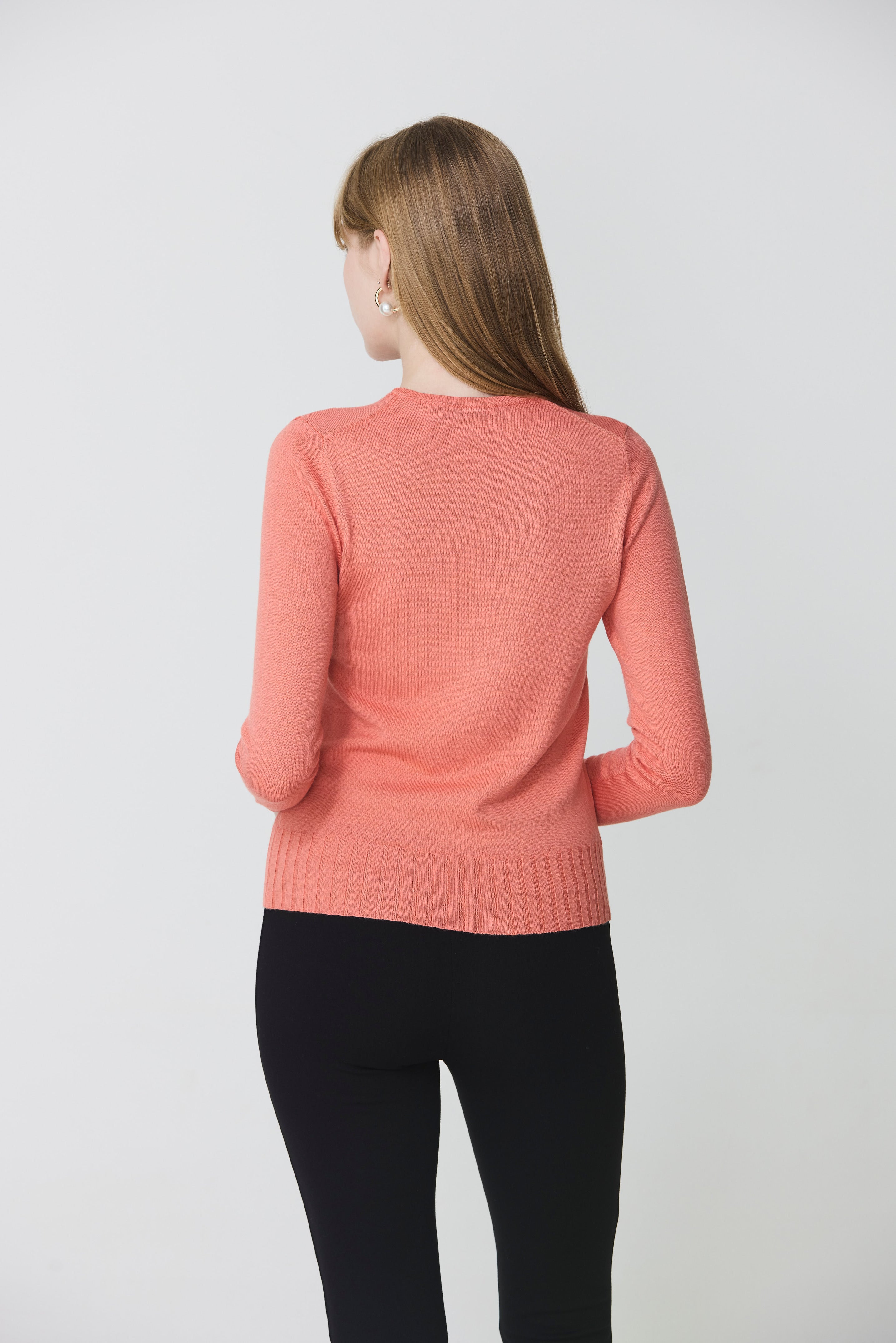 Round neck sweater