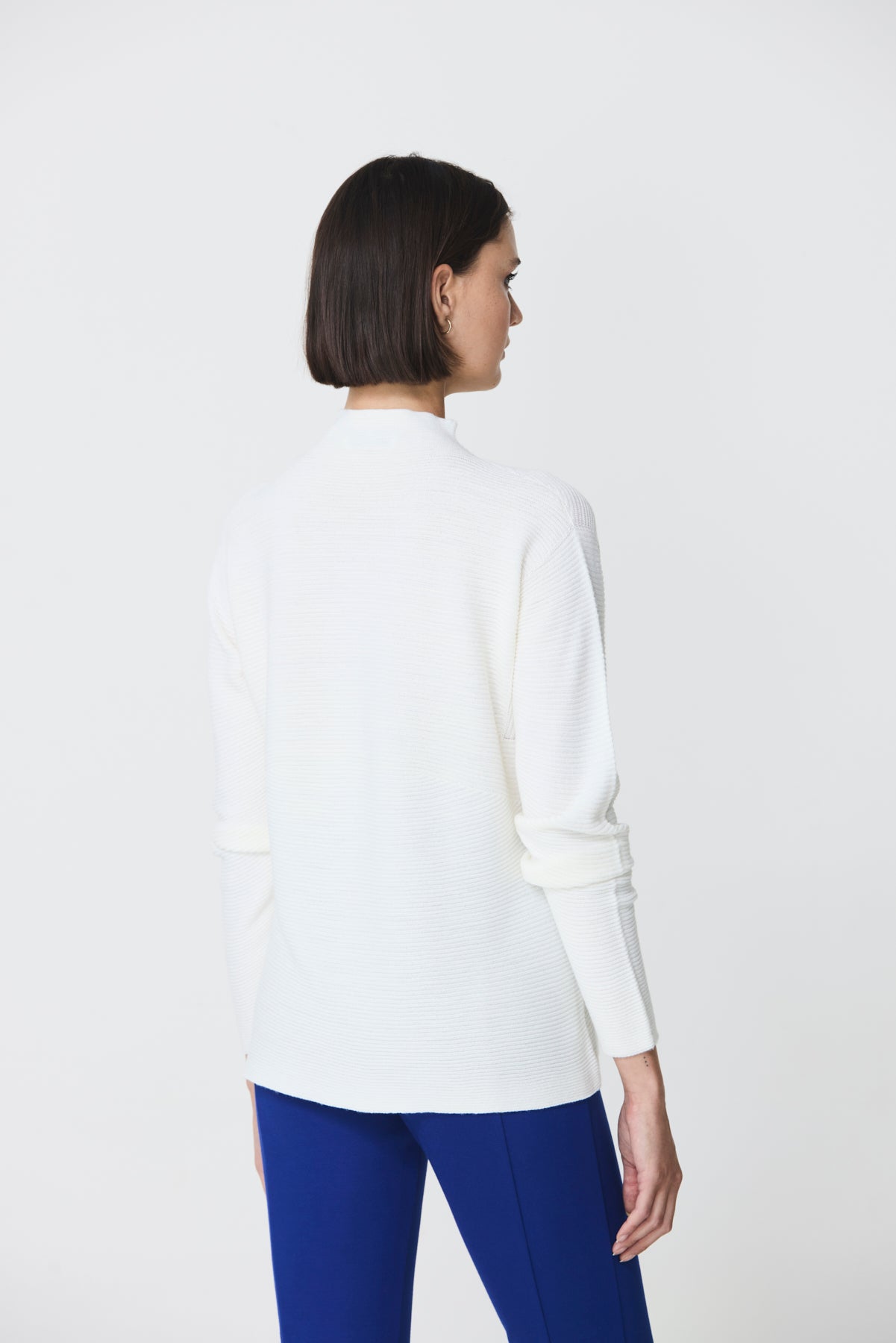 Funnel neck sweater