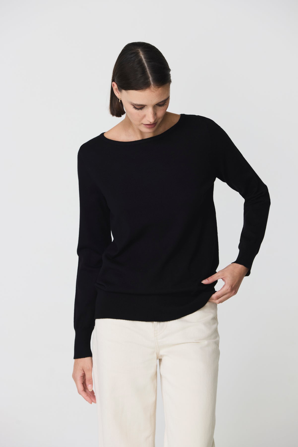 Boat neck sweater