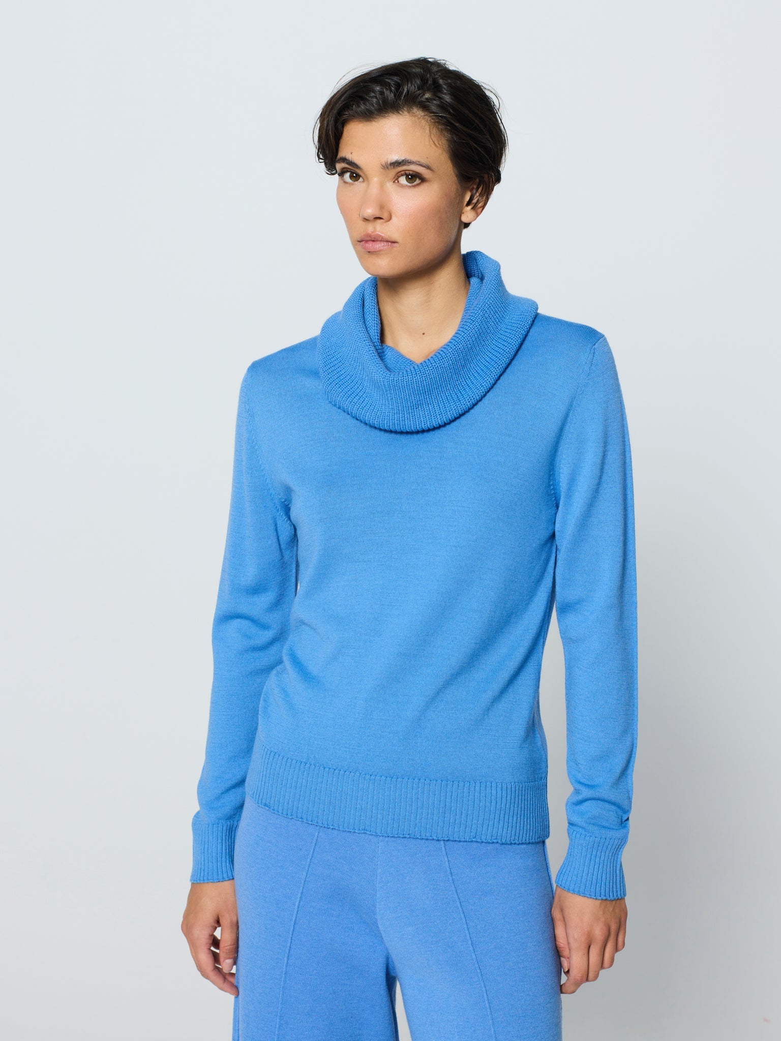 Jersey multigalga cuello alto