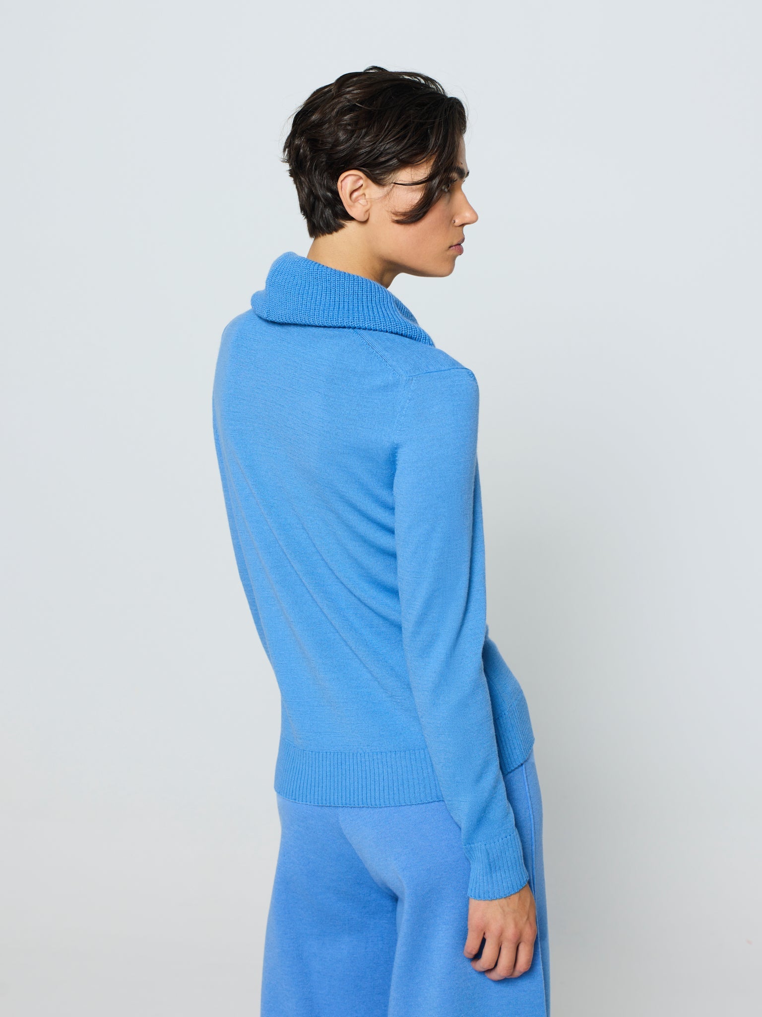 Jersey multigalga cuello alto