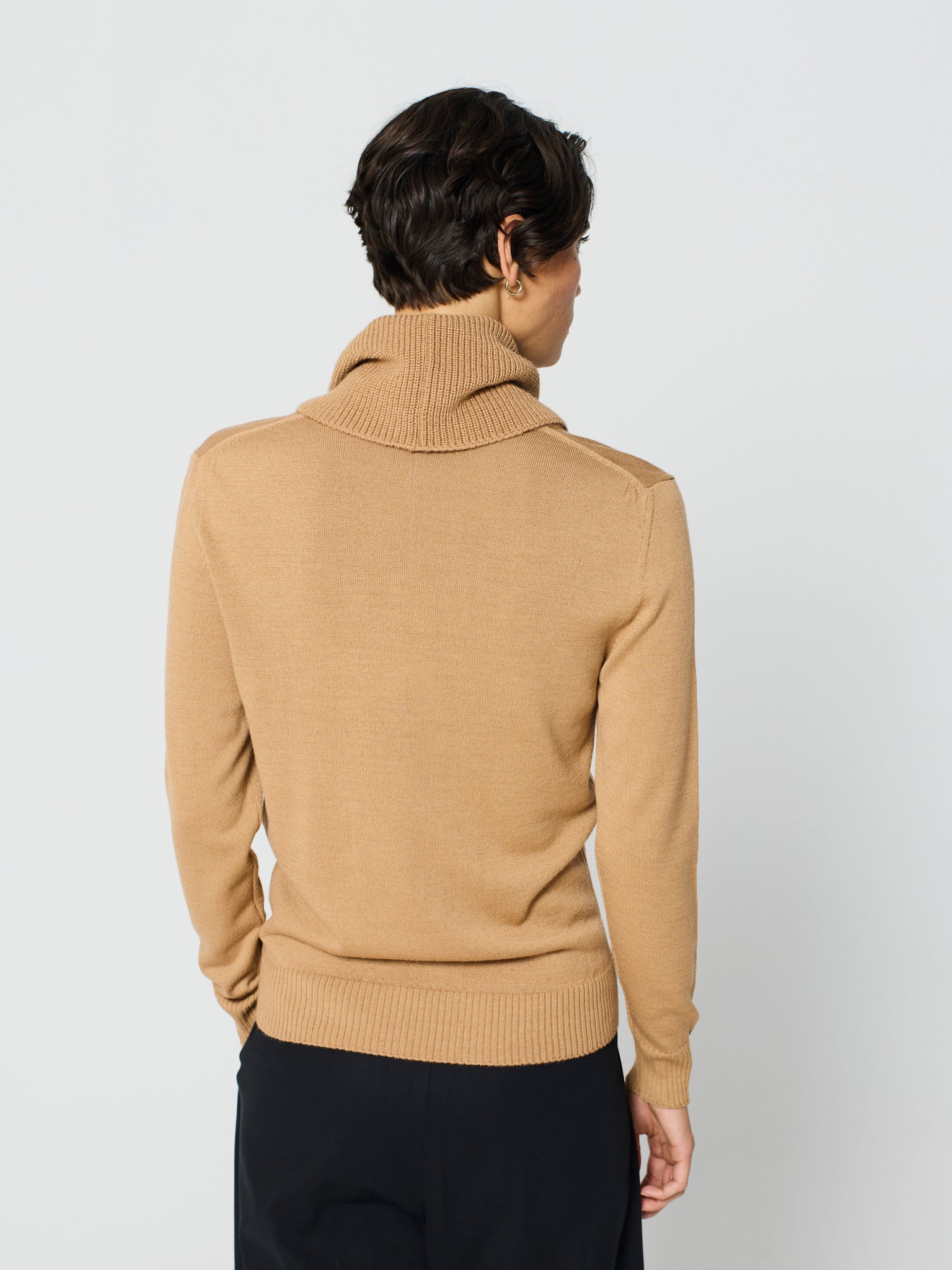 Jersey multigalga cuello alto