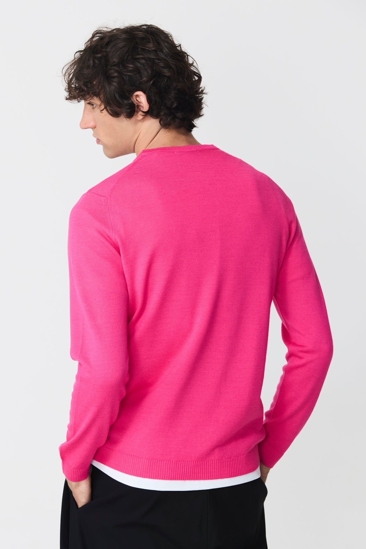 Round neck sweater