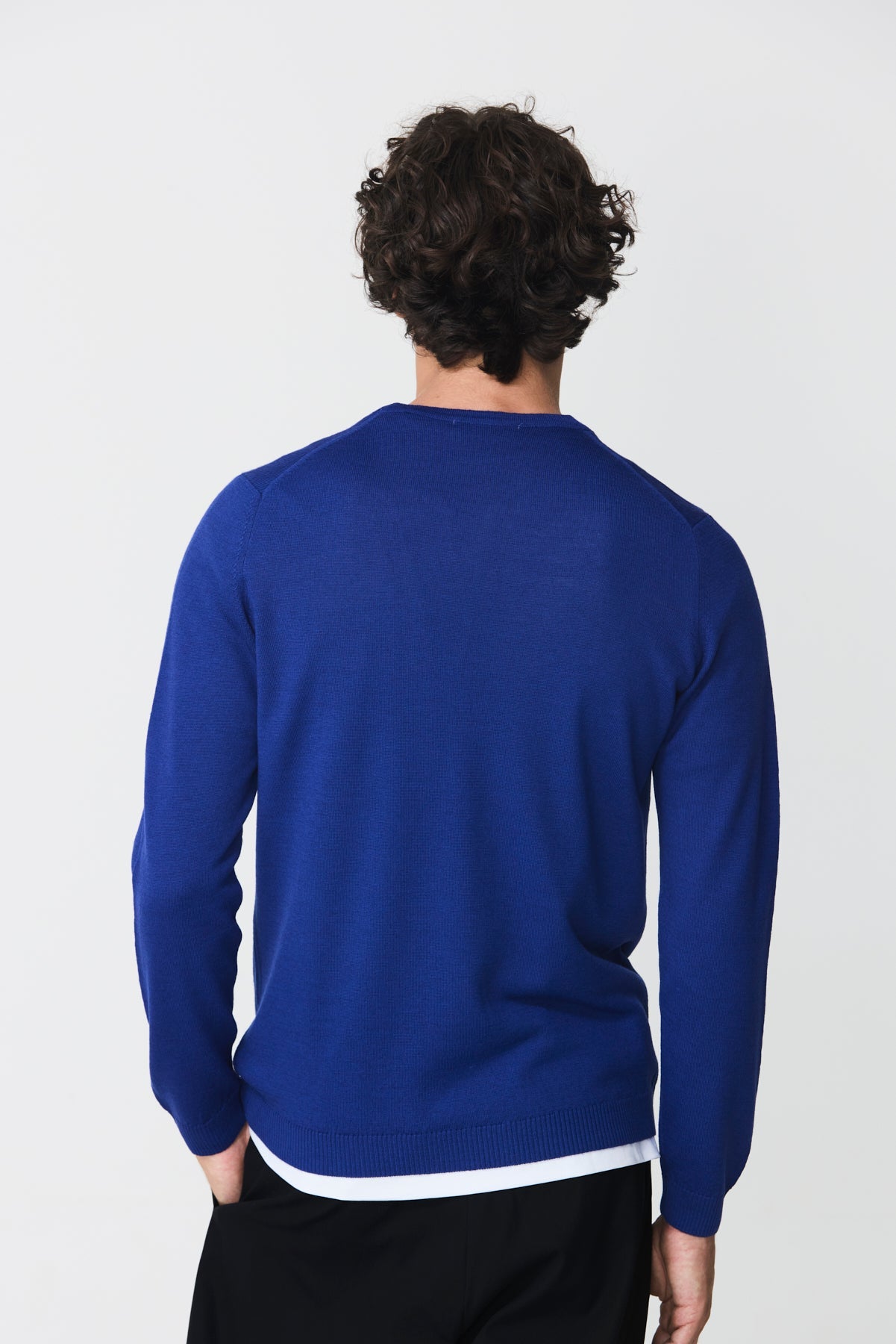 Round neck sweater